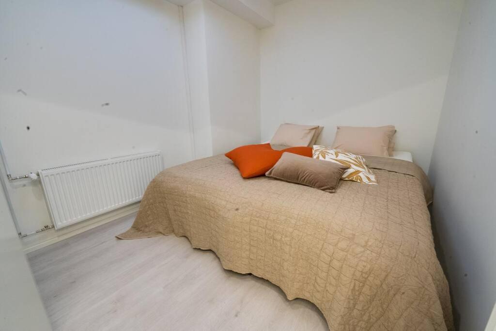 3H,K,P - Keskellae Tamperetta Kaunis Parvekkeellinen Uusittu Kolmio Apartment ภายนอก รูปภาพ