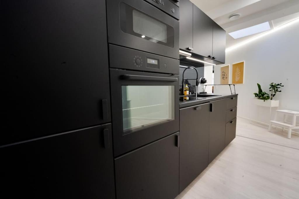 3H,K,P - Keskellae Tamperetta Kaunis Parvekkeellinen Uusittu Kolmio Apartment ภายนอก รูปภาพ