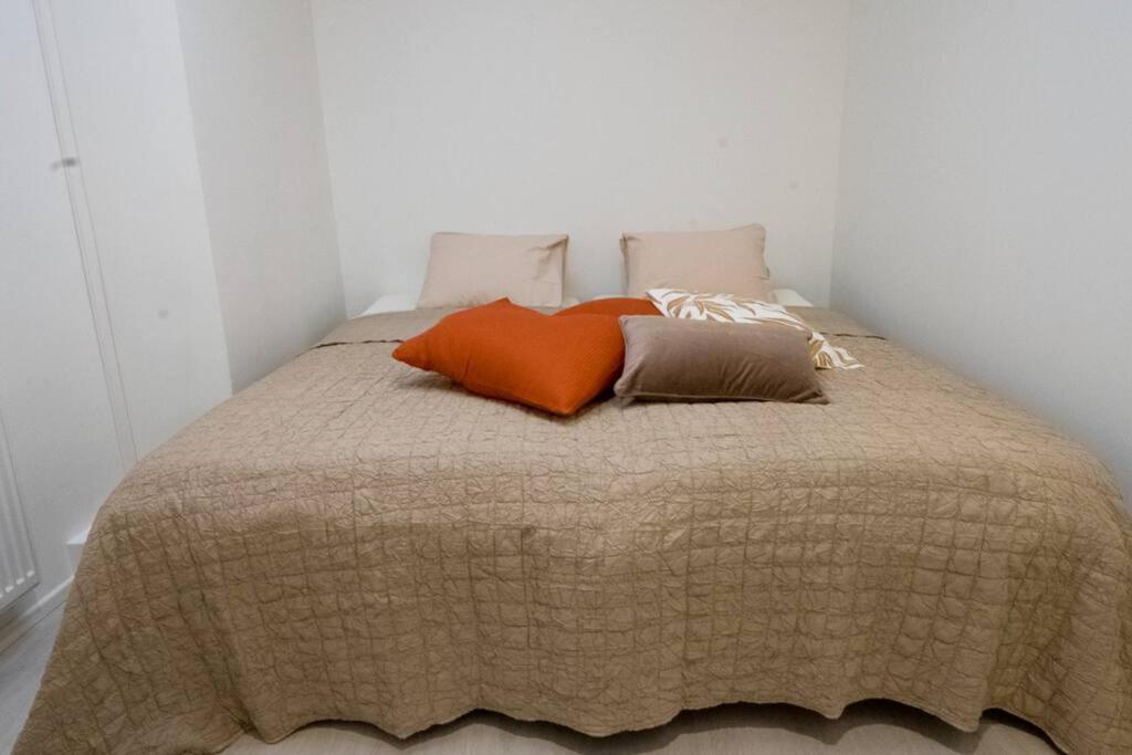 3H,K,P - Keskellae Tamperetta Kaunis Parvekkeellinen Uusittu Kolmio Apartment ภายนอก รูปภาพ